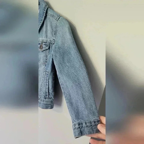 OshKosh B'gosh Kids Classic 100% Cotton Trucker Denim jean Jacket - Picture 4 of 9